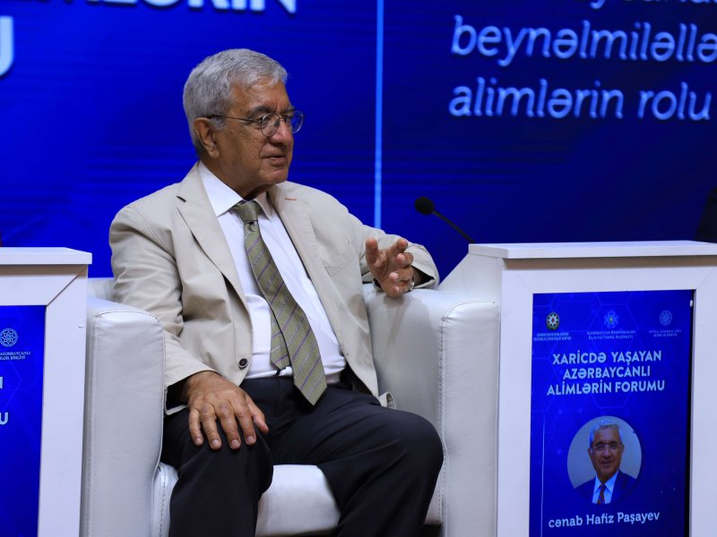 Azərbaycanda elm və ali təhsilin beynəlmiləlləşməsində alimlərin rolu” mövzusunda ilk panel müzakirəsi aparılıb 