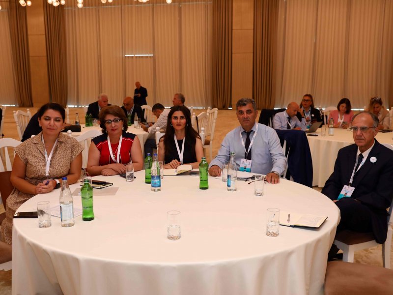 Xaricdə Yaşayan Azərbaycanlı Alimlərin Forumu öz işini sessiyalarla davam etdirir
