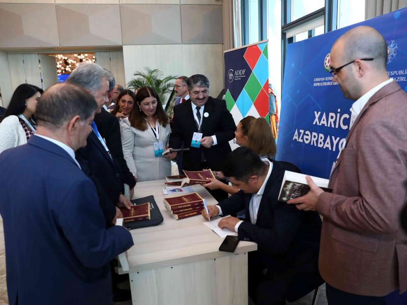 Xaricdə yaşayan Azərbaycanlı Alimlərin Forumu çərçivəsində bir sıra tədbirlər keçirilib