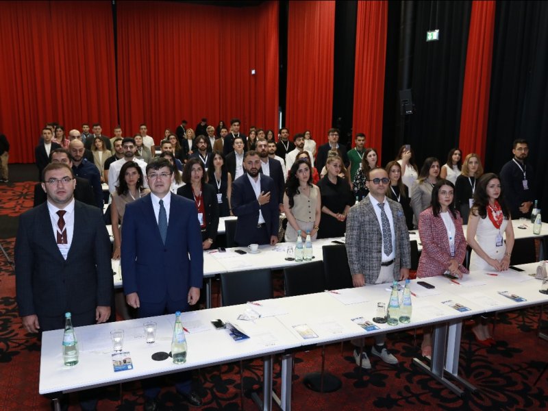 Almaniyada Yaşayan Azərbaycanlı Həkimlərin III Forumu keçirilir