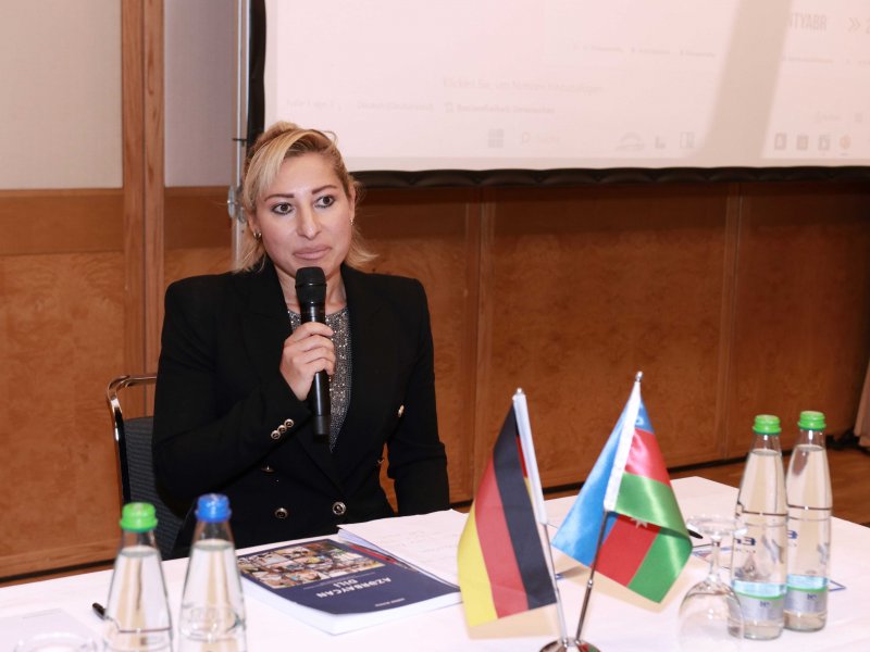 Ştutqartda Azərbaycan icması ilə görüş keçirilib