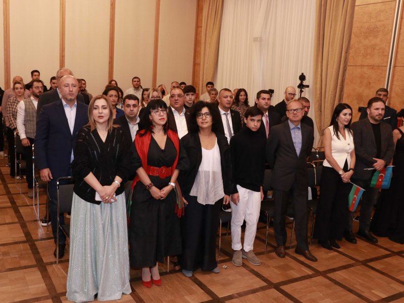 Ştutqartda Azərbaycan icması ilə görüş keçirilib