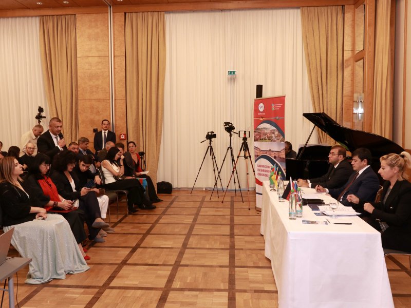 Ştutqartda Azərbaycan icması ilə görüş keçirilib