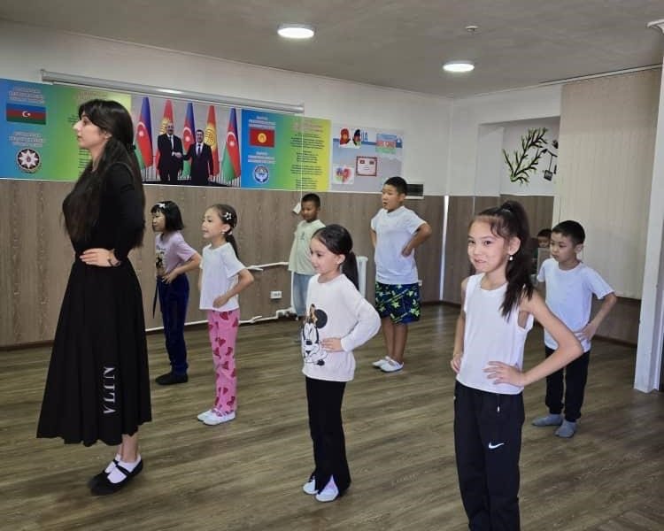 Bişkekdəki Azərbaycan Mədəniyyət və Təhsil Mərkəzi dərslərə davam edir