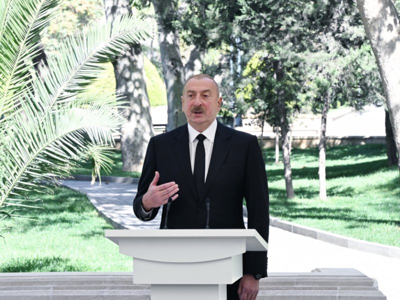 Aşıq Ələsgər irsi yaddaşlara əbədi həkk olunub