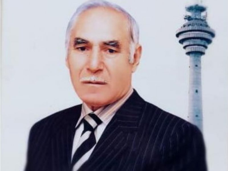 Qənbər Ağayev.    “SSRİ Teleradio əlaçısı”, “Qızıl qələm”,                        “Bir millət, iki dövlət” Media mükafatları laureatı.