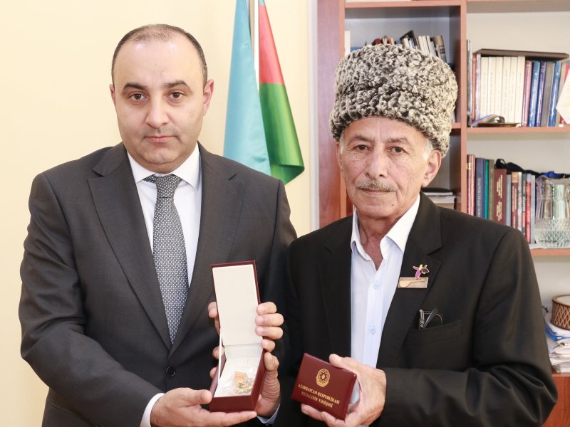 Gürcüstanda yaşayan soydaşımız medalla təltif edilib