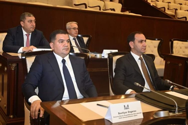 Milli Məclisdə Naxçıvanın büdcəsi müzakirə olunur