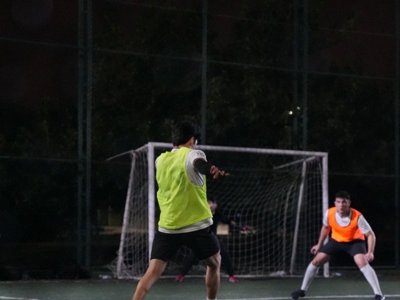İstanbulda azərbaycanlı tələbələr arasında futbol turniri başlayıb