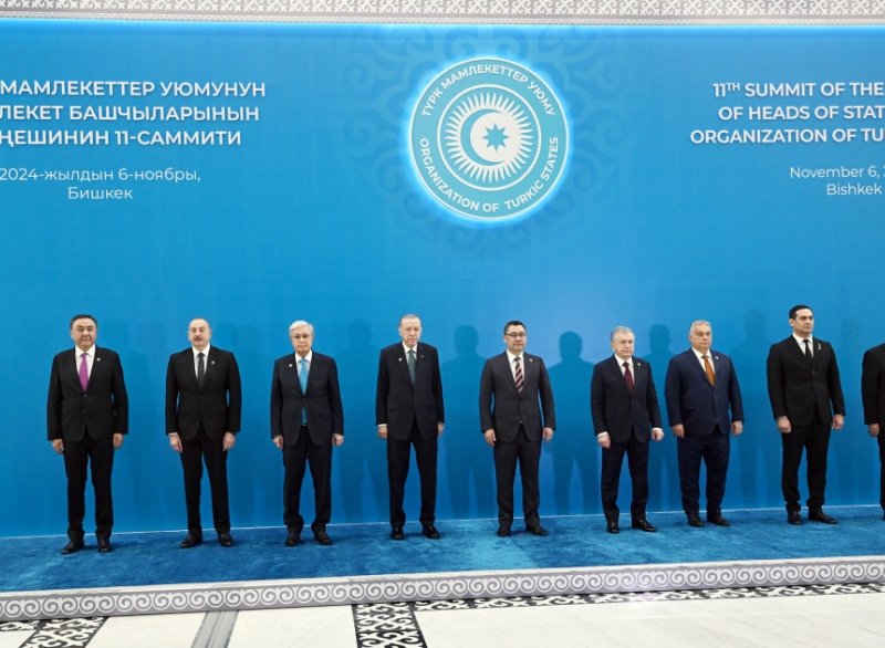 XI Zirvə görüşünün uğurları Türk dünyasının əlaqəqlərini daha da möhkəmlədir