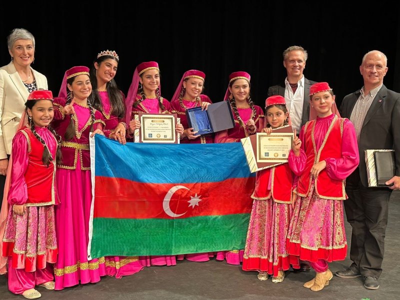 Soydaşlarımızın rəqs qrupu Kanadada birincilik əldə edib