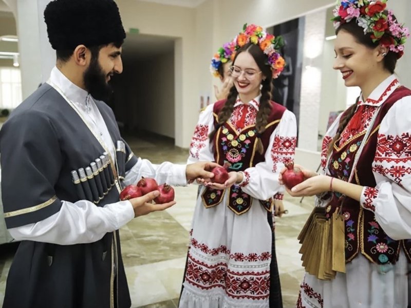 Belarusda nar bayramı keçirilib