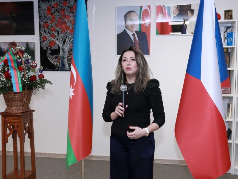 Praqada Azərbaycan Evi açılıb