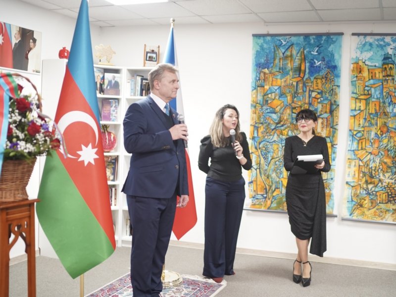 Praqada Azərbaycan Evi açılıb
