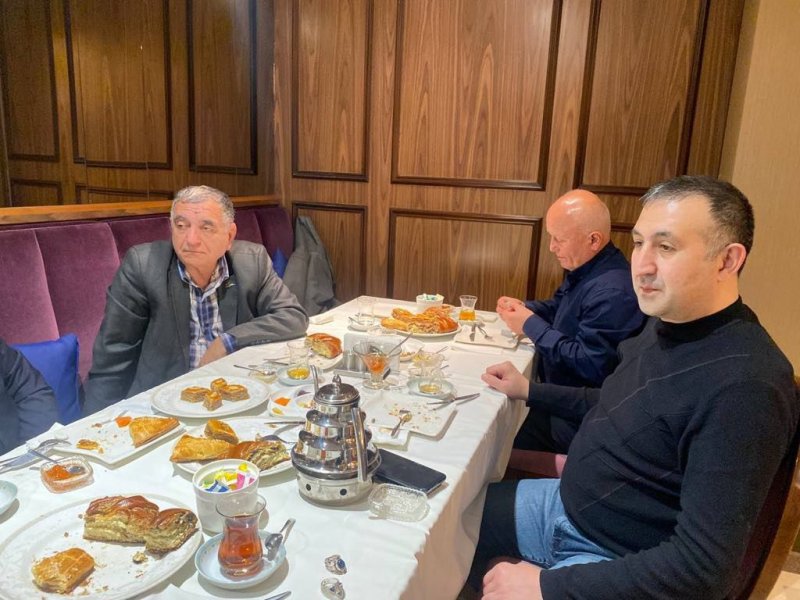 Dünən Okhatan Neo qrupunun təşəbbüsü və qrup üzvlərinin iştirakı ilə Səfəvilər dövlətinin banisi, Azərbaycan torpaqlarını birləşdirən şəxsiyyət Şah İsmayıl Xətainin vəfatının 500 illiyinə aid tədbir keçirilib.