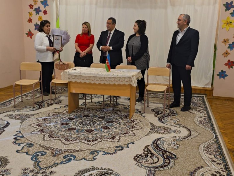 Bu gün ATİAHİ Nizami Rayon Komitəsinin tabeliyində olan 309 saylı körpələr evi uşaq bağçasının ilk təşkilat sədri Əzizova Xatirə Fərman qızının 65  illik yubileyi münasibətilə həmin bağçanin əmək kollektivi ilə Sübut Əsədovun görüşü keçirilib.