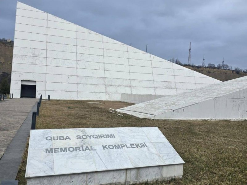 ATİAHİ Nizami rayon komitəsi Quba şəhərində yerləşən Soyqırım Memorial kompleksini ziyarət ediblər.