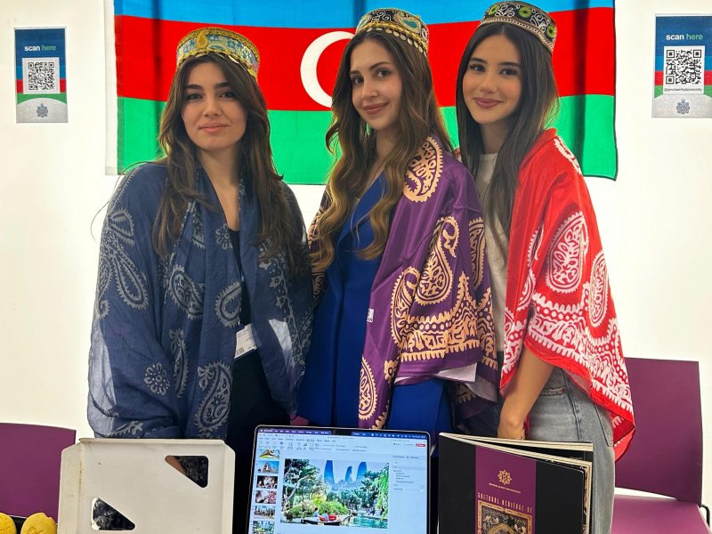 Londonda Kraliça Meri Universitetində Azərbaycan mədəniyyəti təqdim olunub