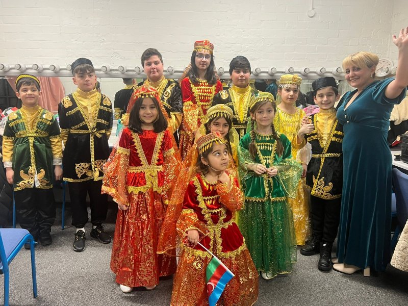 Londonda Qarabağ Məktəbinin şagirdləri xeyriyyə konsertində çıxış ediblər