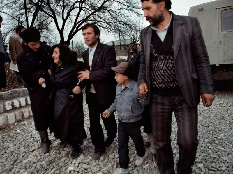 Cənab Reza Deqatinin "Xocalı Qətliamı" zamanı çəkdiyi fotoşəkillər.