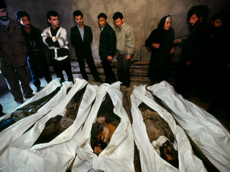 Cənab Reza Deqatinin "Xocalı Qətliamı" zamanı çəkdiyi fotoşəkillər.