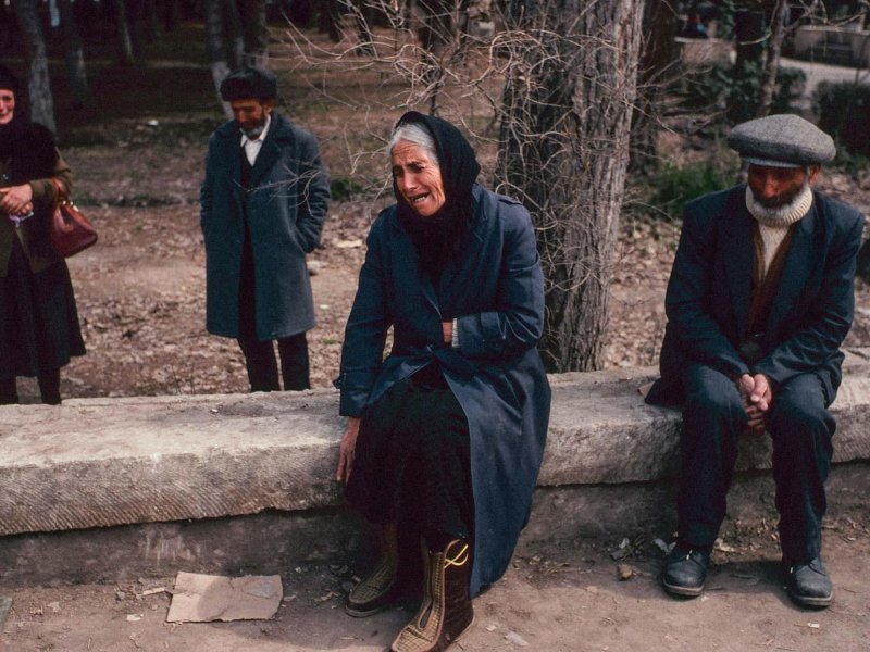 Cənab Reza Deqatinin "Xocalı Qətliamı" zamanı çəkdiyi fotoşəkillər.