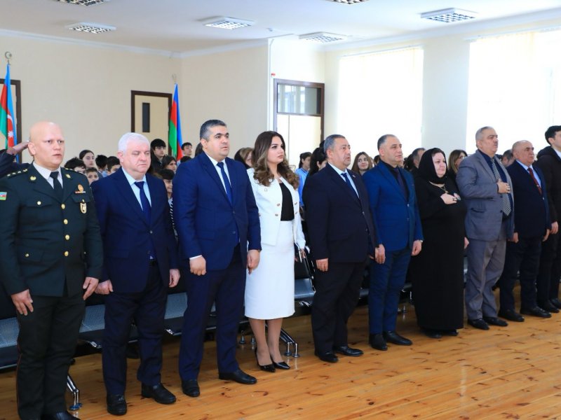 Nizami rayonu,250 saylı tam orta məktəbdə tədbir keçirilib.