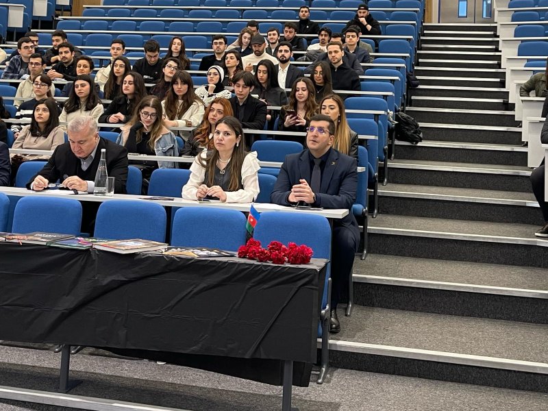 Londonun nüfuzlu universitetində Xocalı soyqırımı anılıb