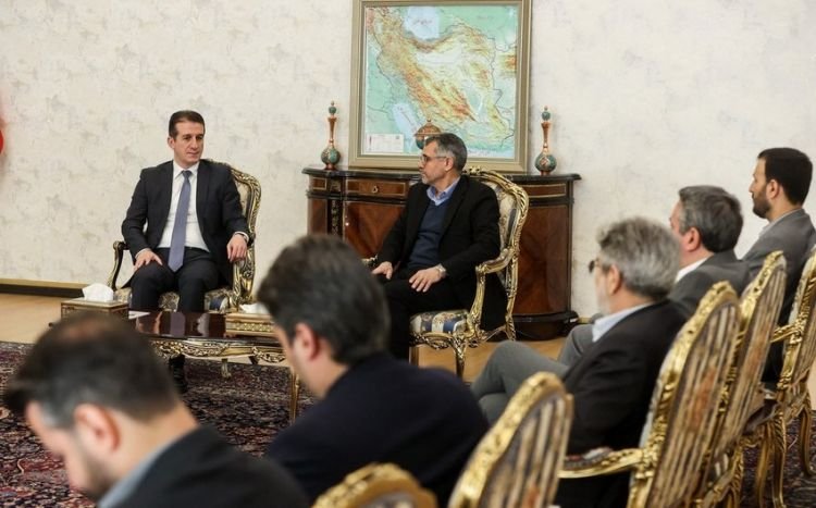 Azərbaycan səfiri İran – Azərbaycan parlamentlərarası dostluq qrupunun başçısı ilə ikitərəfli əlaqələri müzakirə edib
