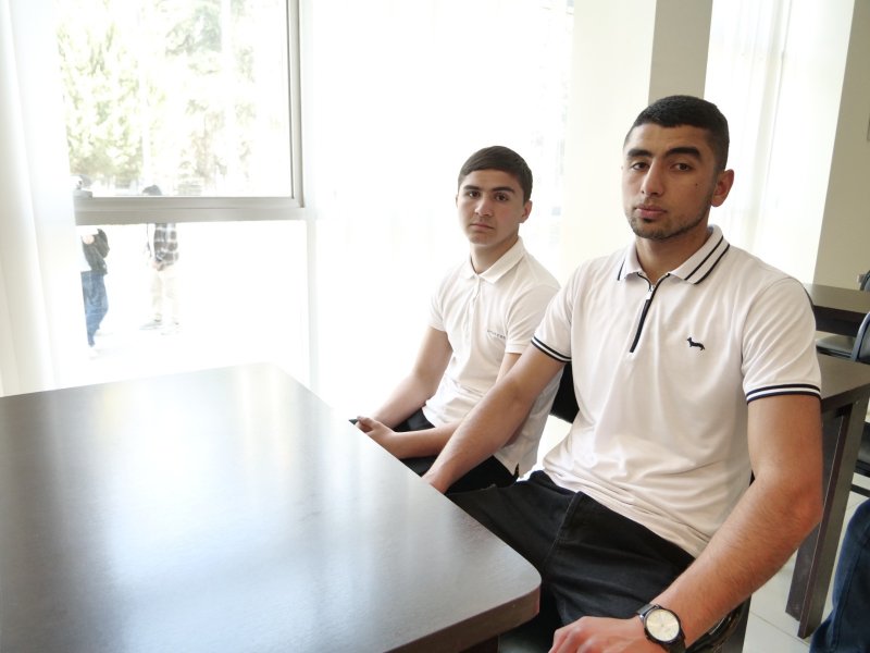 Boks üzrə Gürcüstan çempionatının qalibləri uğurları ilə bağlı müsahibə veriblər