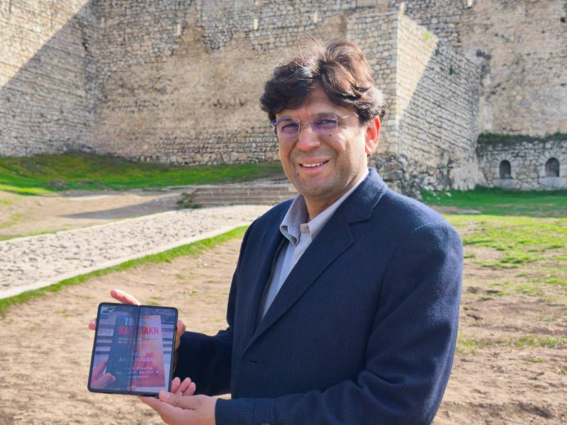 Pakistanlı jurnalist Azərbaycanda səfərdədir