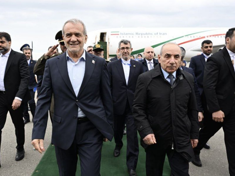 İran Prezidenti Məsud Pezeşkian Azərbaycana rəsmi səfərə gəlib