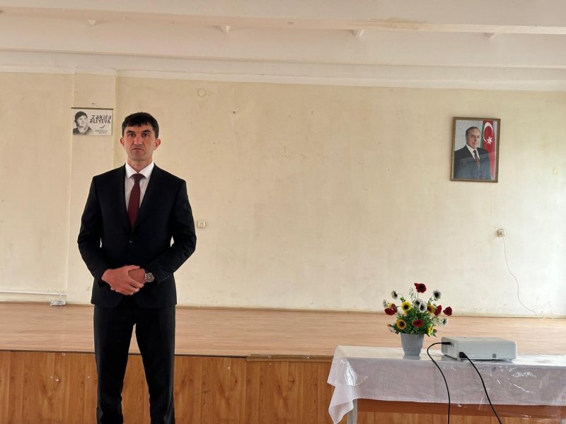 QƏBƏLƏDƏ HEYDƏR ƏLİYEV MƏKTƏBLİLƏRİN GÖZÜ İLƏ ADLI İNŞA YAZI MÜSABİQƏSİNİN RAYON ÜZRƏ QALİBLƏRİ TƏLTİF OLUNUBLAR.-FOTOLAR.