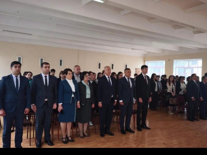 QƏBƏLƏDƏ HEYDƏR ƏLİYEV MƏKTƏBLİLƏRİN GÖZÜ İLƏ ADLI İNŞA YAZI MÜSABİQƏSİNİN RAYON ÜZRƏ QALİBLƏRİ TƏLTİF OLUNUBLAR.-FOTOLAR.