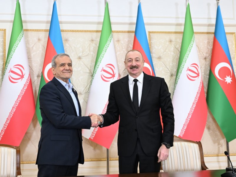 Dərin köklərə malik münasibətlər