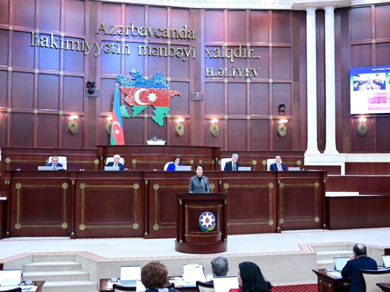 Bu gün mediadan da hamıya məlum olduğu kimi, “Müdafiəçilərə, tərcüməçilərə, mütəxəssislərə və ekspertlərə ödənilməli olan məbləğlərin miqdarı haqqında” Qərara dəyişiklik edilib.