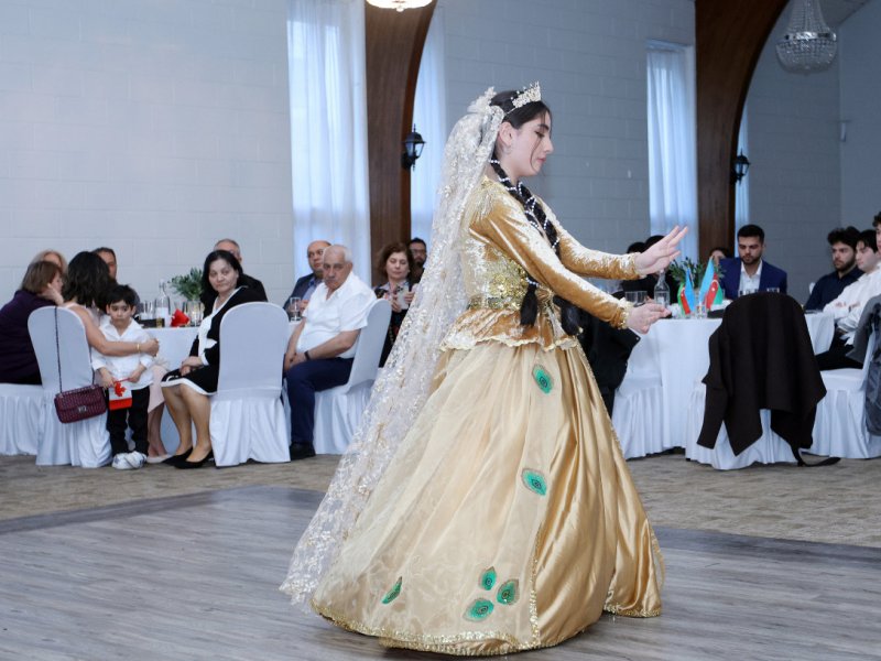Azərbaycan mədəniyyəti Kanadada uğurla təbliğ edilib