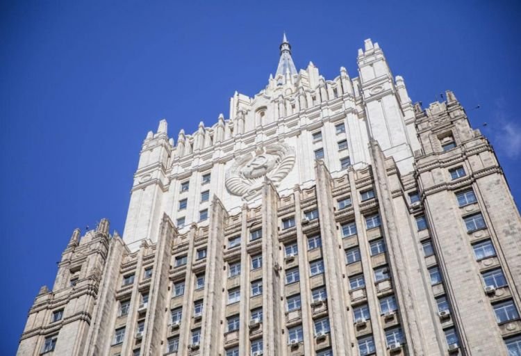Lavrov Türkiyə XİN rəhbəri ilə Ukrayna münaqişəsinin nizamlanmasını müzakirə edəcək