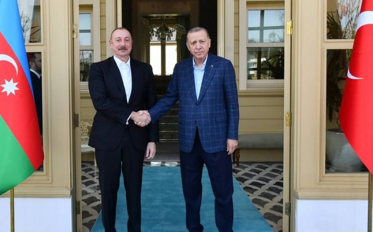 Rəcəb Tayyib Ərdoğan İlham Əliyevi Müstəqillik Günü münasibətilə təbrik edib