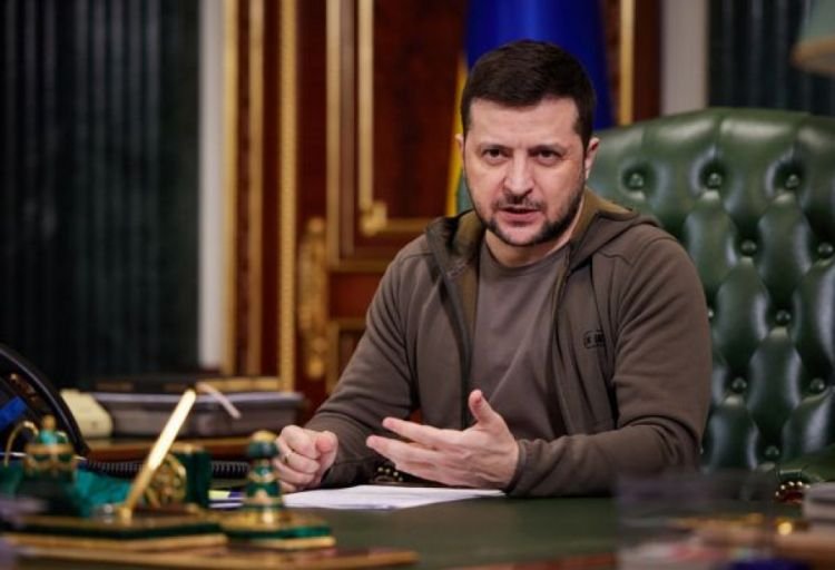 Zelenski: Kəşfiyyat məlumatlarına əsasən Rusiya müharibəni bitirməyi planlaşdırmır