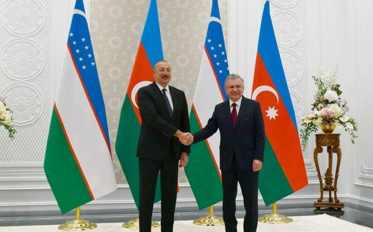 Şavkat Mirziyoyev İlham Əliyevi təbrik edib