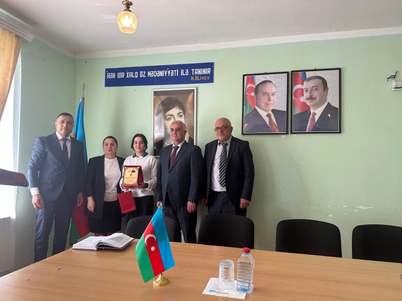BALAKƏNDƏ HEYDƏR ƏLİYEV MƏKTƏBLİLƏRİN GÖZÜ İLƏ ADLI İNŞA YAZI MÜSABİQƏSİNİN QALİBLƏRİ TƏLTİF OLUNUBLAR.