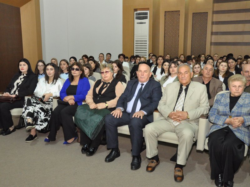 ZAQATALA RAYON HEYDƏR ƏLİYEV MƏRKƏZİNDƏ -"HEYDƏR ƏLİYEV MƏKTƏBLİLƏRİN GÖZÜ İLƏ"- ADLI İNŞA YAZI MÜSABİQƏSİNİN RAYON VƏ ZONA ÜZRƏ QALİBLƏRİ TƏLTİF OLUNUBLAR-FOTOLAR.