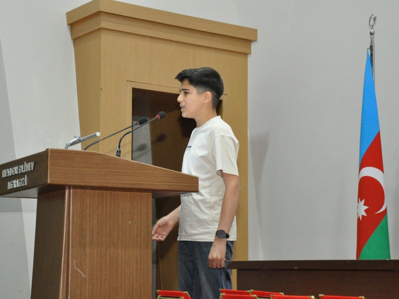 ZAQATALA RAYON HEYDƏR ƏLİYEV MƏRKƏZİNDƏ -"HEYDƏR ƏLİYEV MƏKTƏBLİLƏRİN GÖZÜ İLƏ"- ADLI İNŞA YAZI MÜSABİQƏSİNİN RAYON VƏ ZONA ÜZRƏ QALİBLƏRİ TƏLTİF OLUNUBLAR-FOTOLAR.