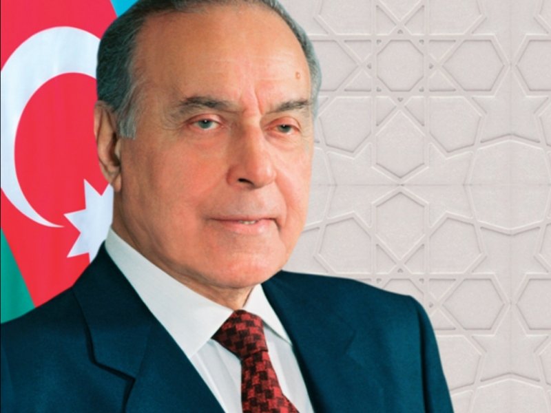 “Xalqımızın xilaskarı - Heydər Əliyev
