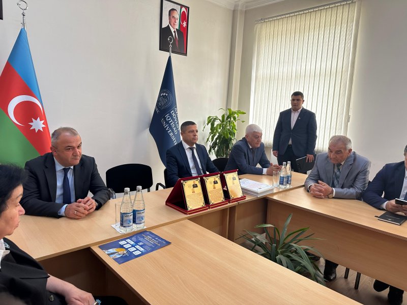 UNEC ZAQATALA FİLİALINDA “MÜSTƏQİL AZƏRBAYCAN İQTİSADİYYATINDA HEYDƏR ƏLİYEVİN ROLU” ESSE MÜSABİQƏSİNİN QALİBLƏRİ TƏLTİF OLUNUBLAR-FOTOLAR.