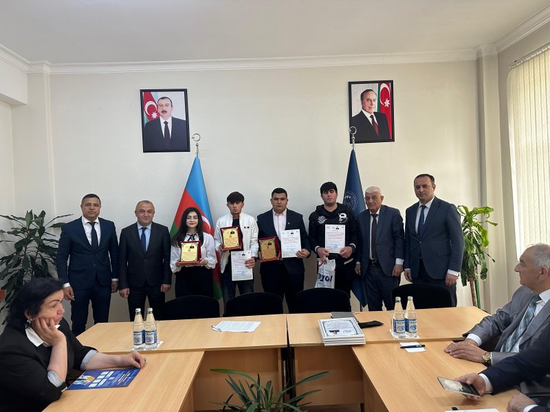 UNEC ZAQATALA FİLİALINDA “MÜSTƏQİL AZƏRBAYCAN İQTİSADİYYATINDA HEYDƏR ƏLİYEVİN ROLU” ESSE MÜSABİQƏSİNİN QALİBLƏRİ TƏLTİF OLUNUBLAR-FOTOLAR.