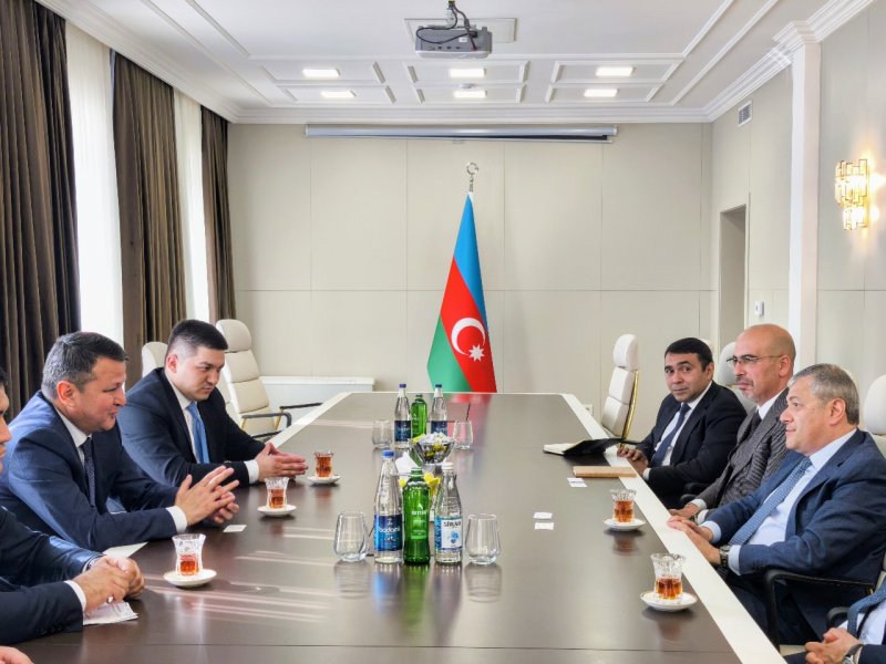 Özbəkistan nümayəndə heyəti Qarabağa səfər edib