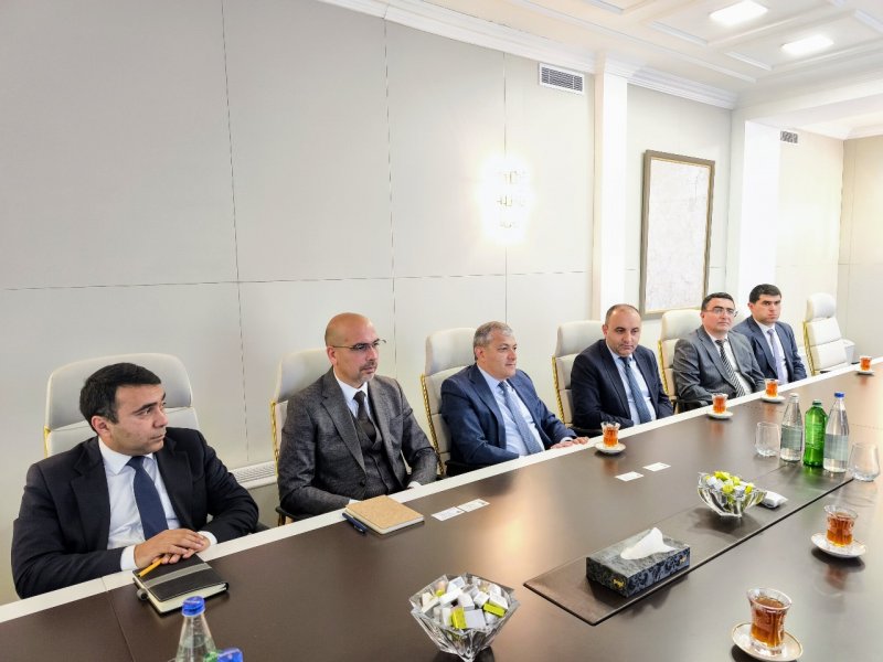 Özbəkistan nümayəndə heyəti Qarabağa səfər edib