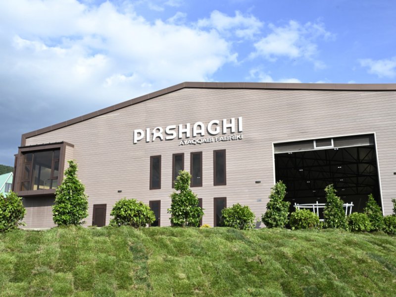 Prezident İlham Əliyev “PIRSHAGHI” ayaqqabı fabrikinin Laçın filialının açılışında iştirak edib - FOTOLAR